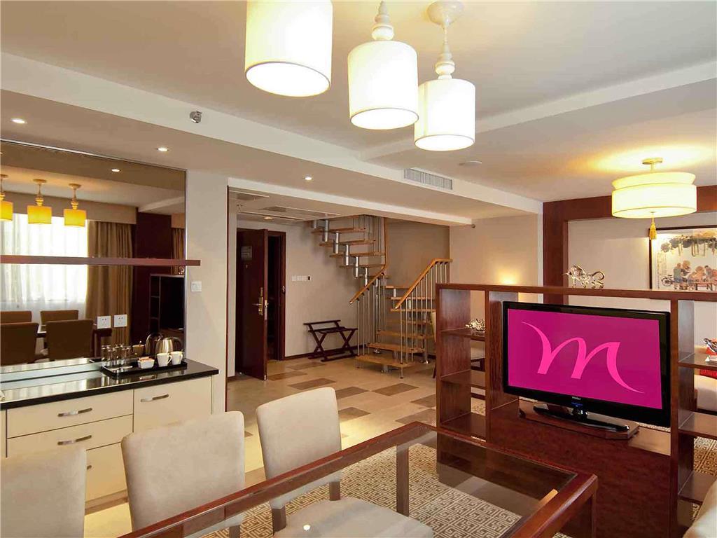 Mercure Downtown Hotel 4*